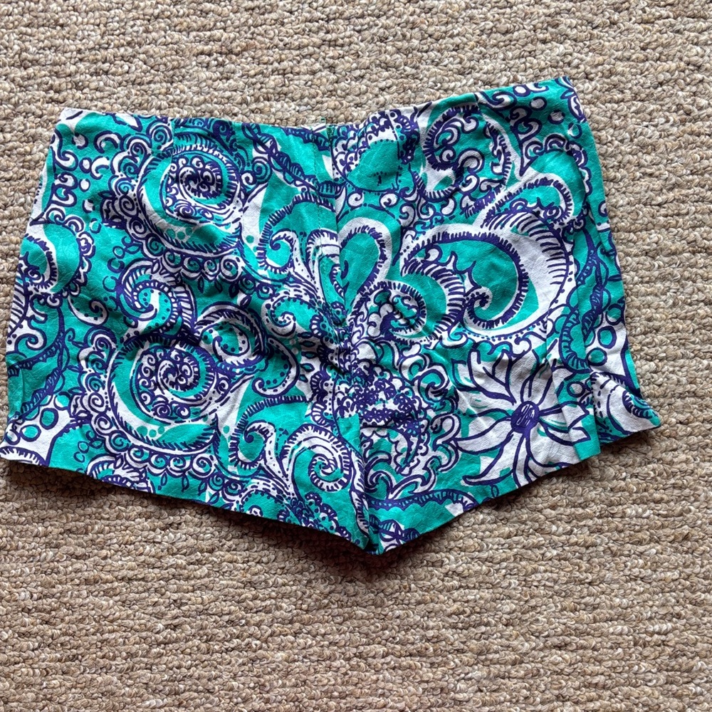 Lilly Pulitzer Teal and Navy Patterned High Waist Shorts - Picture 2 of 4
